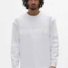 Camisa de manga larga con perlas góticas dispersas