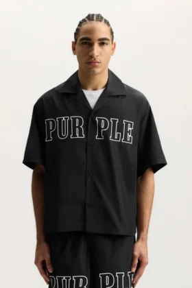 Camisas con contorno del logotipo