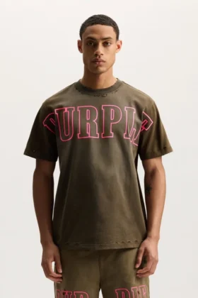 Camiseta con contorno de losa