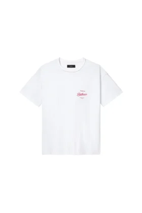 Camiseta con el letrero «Penthouse»