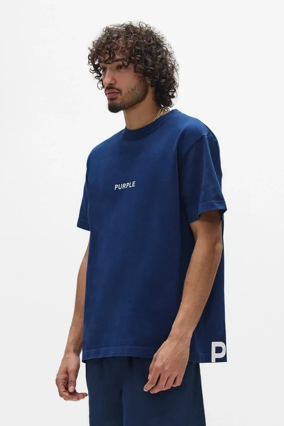 Camiseta con logotipo