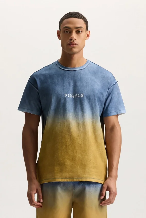 Camiseta con logotipo desvanecido