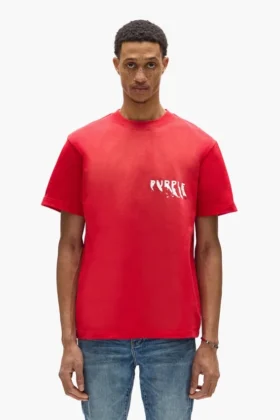Camiseta con logotipo pintado