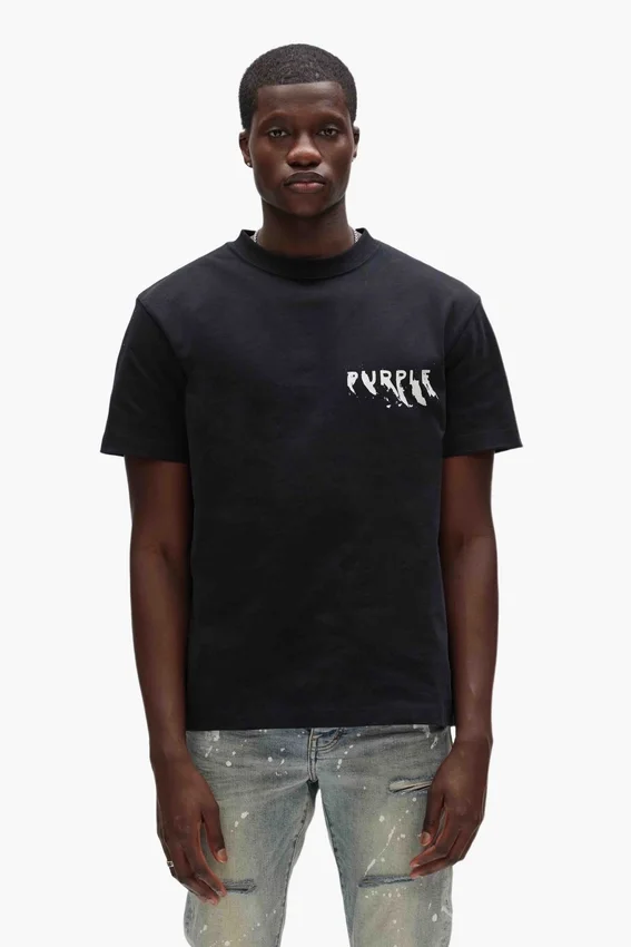 Camiseta con logotipo pintado