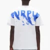 Camiseta con logotipo pintado