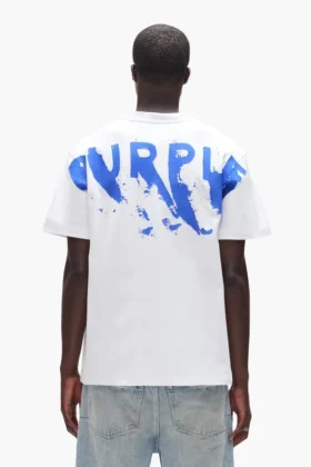 Camiseta con logotipo pintado