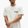 Camiseta con logotipo pintado