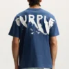 Camiseta con logotipo pintado