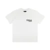 Camiseta con logotipo pintado