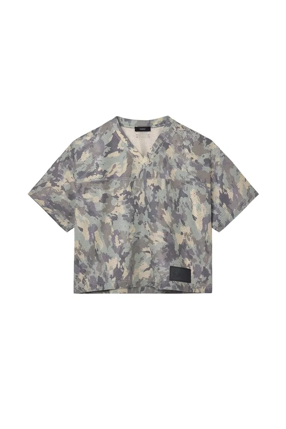 Camiseta de cuero con estampado de camuflaje pintado