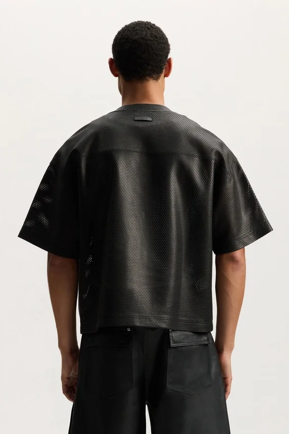 Camiseta de malla de cuero