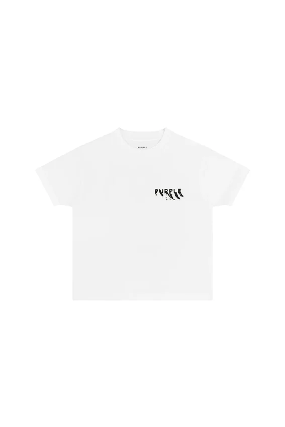Camiseta infantil con logotipo pintado