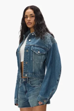 Chaqueta con monograma