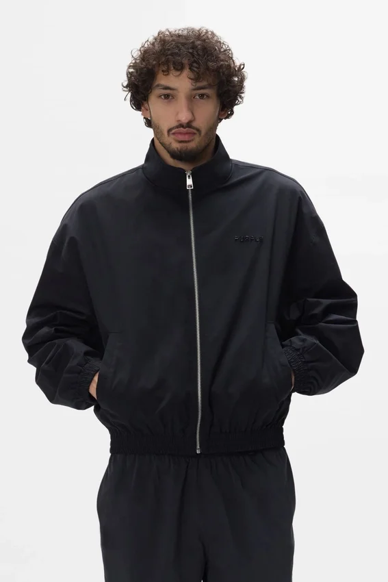 Chaqueta deportiva con logotipo de cristales