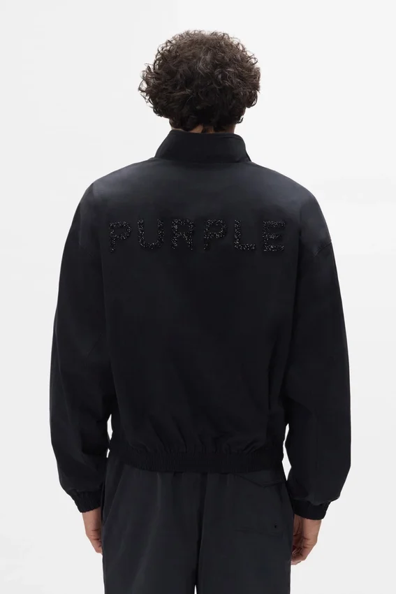 Chaqueta deportiva con logotipo de cristales