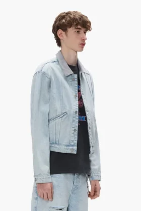 Chaqueta tipo camionero con cuello en contraste
