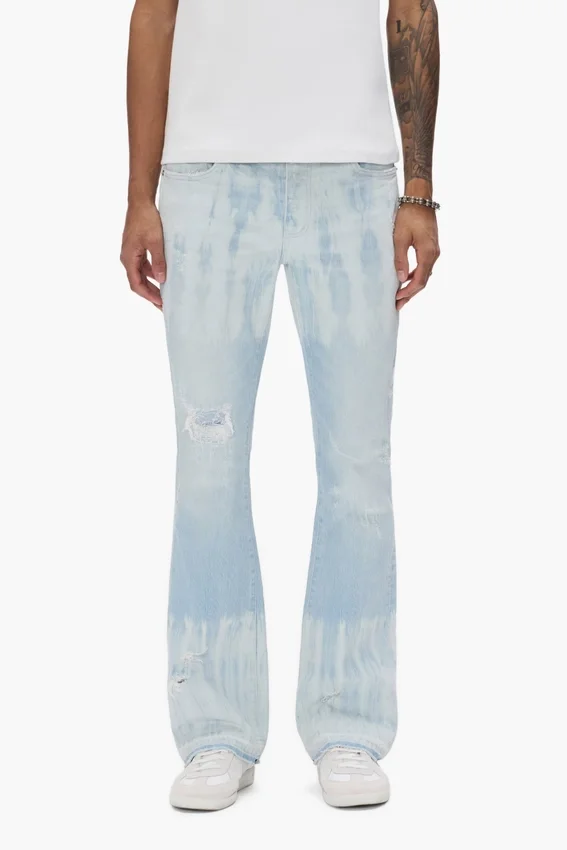 P004 Vaqueros acampanados con efecto tie-dye