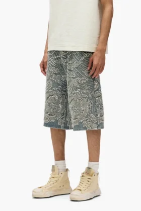 P070 Pantalones cortos con bordados a mano y adornos de cristales