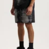 Pantalones cortos con cristales desgastados por todas partes