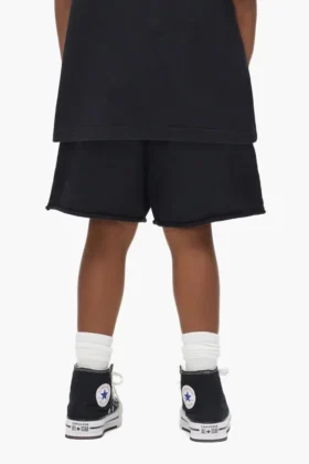 Pantalones cortos para niños con logotipo pintado