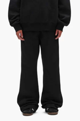 Pantalones de chándal básicos acampanados