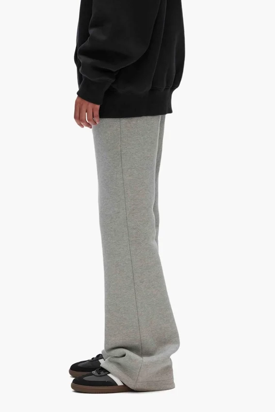 Pantalones de chándal básicos acampanados