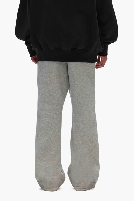 Pantalones de chándal básicos acampanados