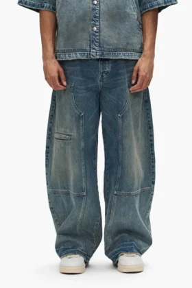 Pantalones de mezclilla de corte acampanado estilo trabajo