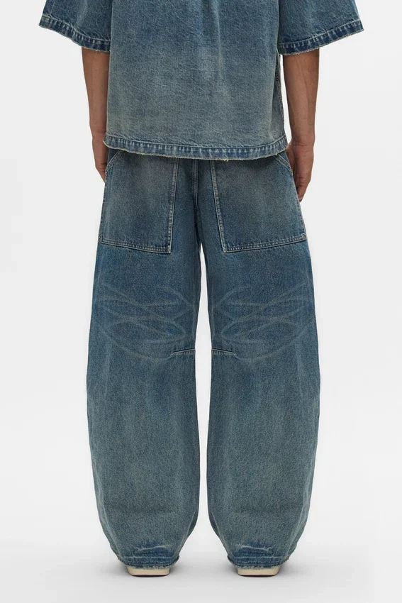 Pantalones de mezclilla de corte acampanado estilo trabajo
