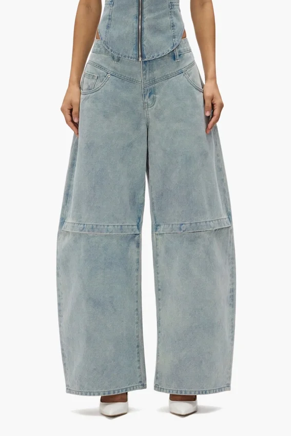 Pantalones holgados con logotipo en relieve