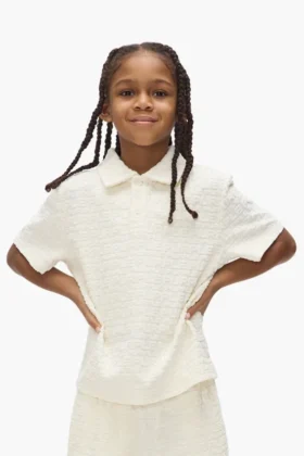 Polo de felpa con estampado repetido del logotipo para niños