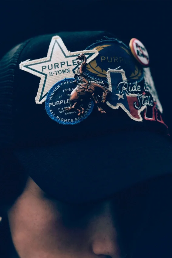 Sombrero de camionero con parches