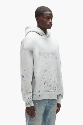 Sudadera con capucha de camuflaje con tachuelas