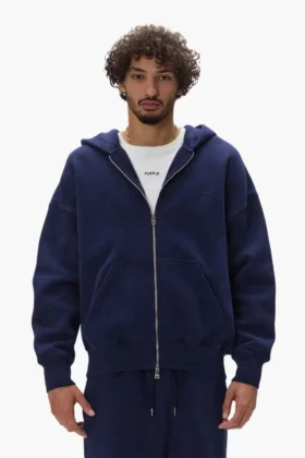 Sudadera con capucha y cremallera básica