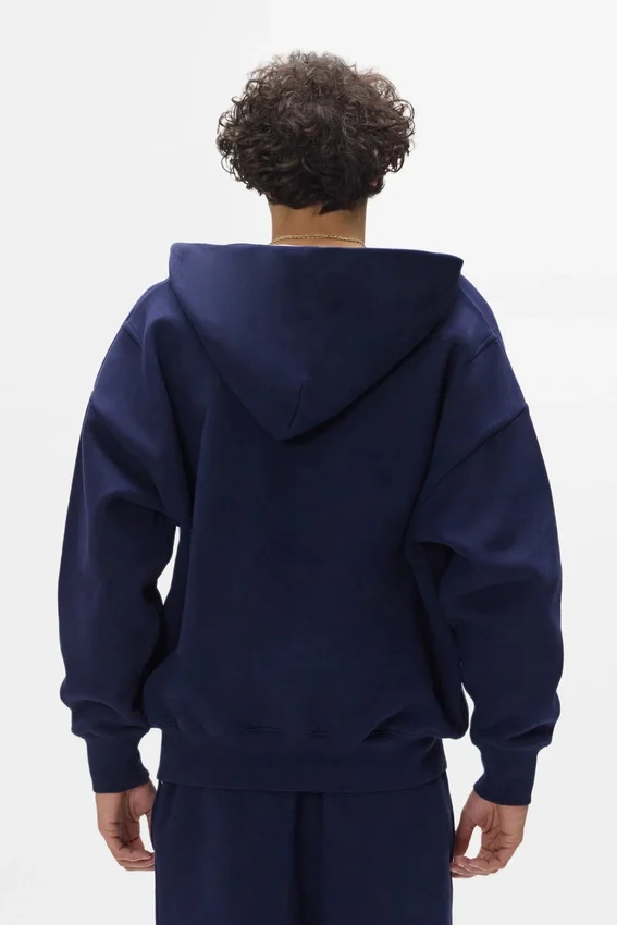 Sudadera con capucha y cremallera básica