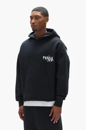Sudadera con capucha y logotipo pintado