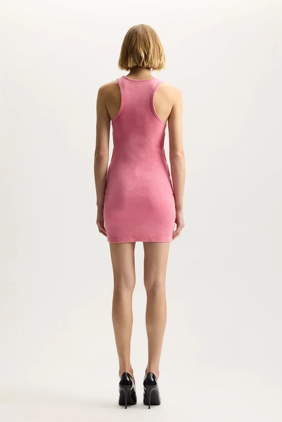 Vestido con corte acanalado y logotipo