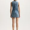 Vestido con logotipo brillante